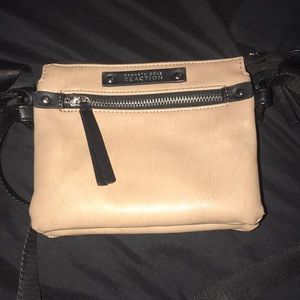 Crossbody purse
